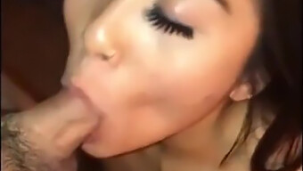 Petite Amie Asiatique Cfnm Donne Une Belle Pipe Et Éjacule