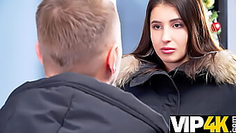 Video Hd Di Monica A, Una Teenager Di 18 Anni, Che Fa Sesso Duro Con Il Debitore