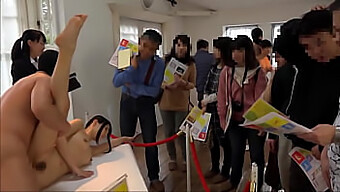 Amateur Japanese Teens At The Art Show