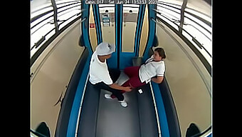 Vídeo Completo De Pareja Gay Pública En Guayaquil