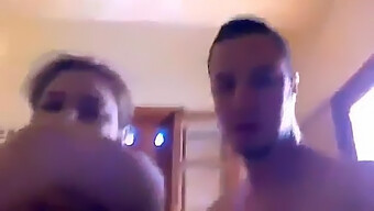 Alžírská Kráska Chanaz Se V Tomto Arabském Porno Videu Chová Nezbedně