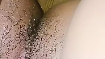 Indian Couple Enjoys Double Penetration And Milk In Massage