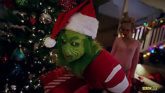 The Grinch In Njegova Vesela Skupina Kurb