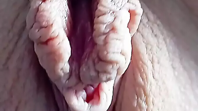 Blowjob And Clit Play With Face Sitting